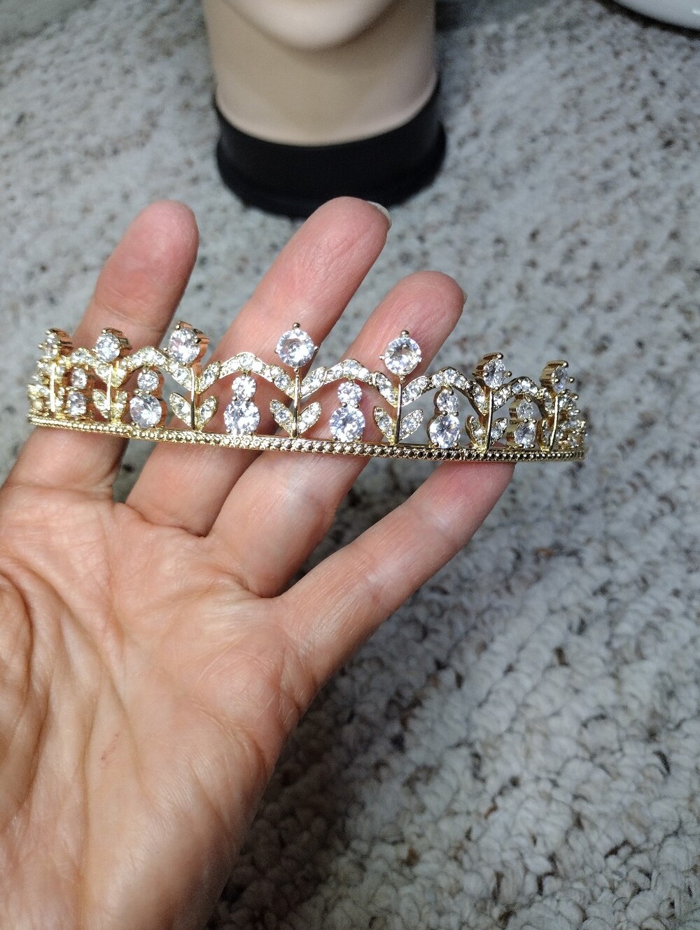 Believe By Brilliance Gold/Cubic Zirconia Wedding, Prom, Quinceanera Hair Tiara - Picture 4 of 9